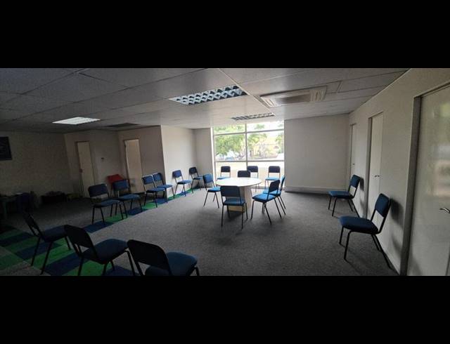 BUSINESS PROPERTY TO RENT IN HALFWAY GARDENS